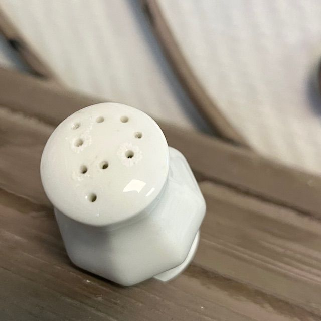 Перечница Rosenthal Maria Classic Rose белый 6 см Германия