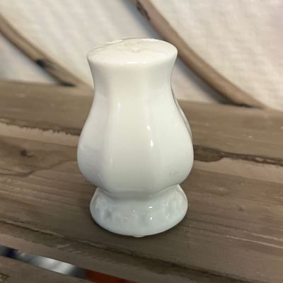 Перечница Rosenthal Maria Classic Rose белый 6 см Германия