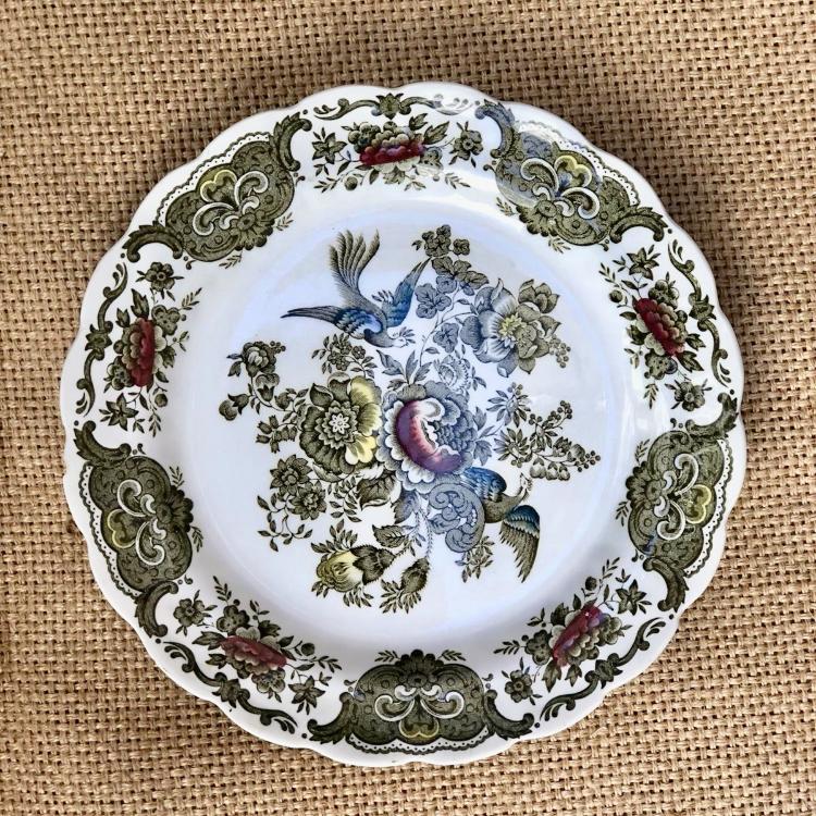 настенная тарелка arabia finland 1990. брошь старинная эдельвейсы. голландские изразцы сюжеты. три сороки винтаж магазин. посуда кофейная krautheim selb bavaria.