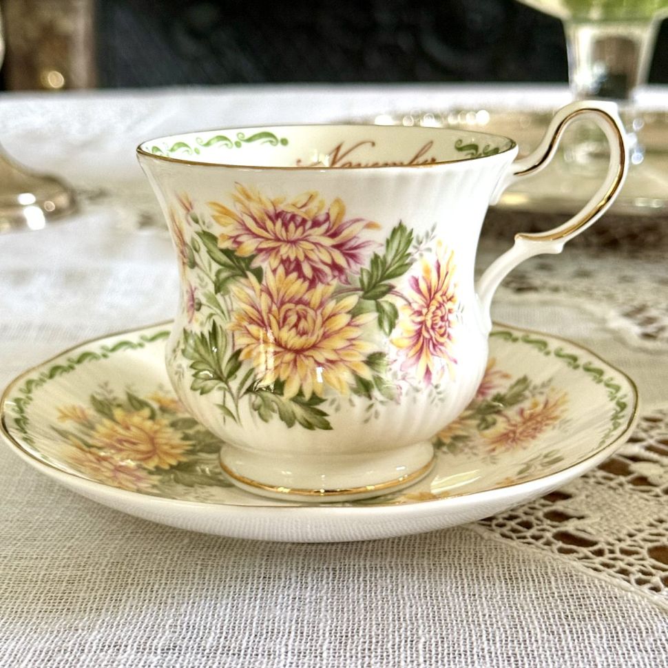 Чайная пара Queens Цветы месяца Ноябрь 220 мл фарфор Англия