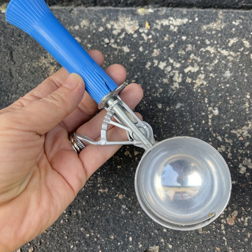 Ложка для мороженого 20 см