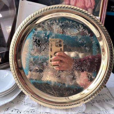 Поднос 30 см металл золочение штихельная гравировка