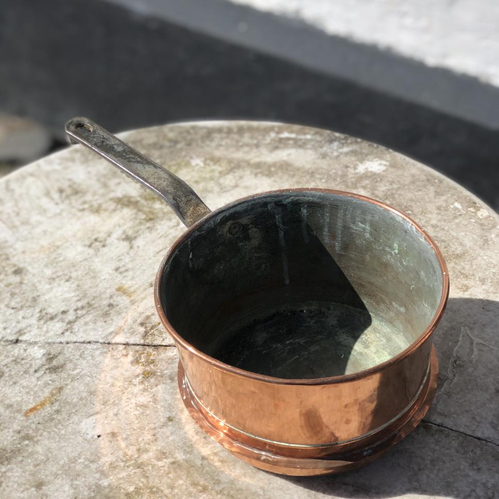 Ковш 2,8 л старинный медь с чугунной ручкой