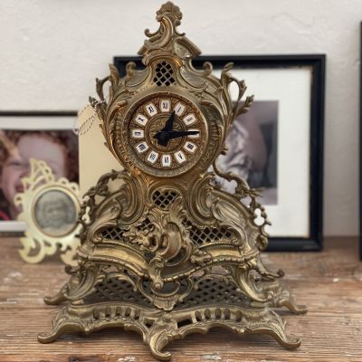 Часы каминные в стиле Людовика XVI бронза 36 см