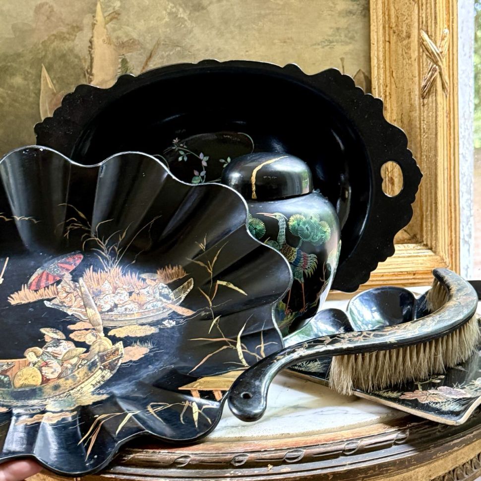 Набор для стола щетка и совок Шинуазри эпоха Наполеона III Франция  