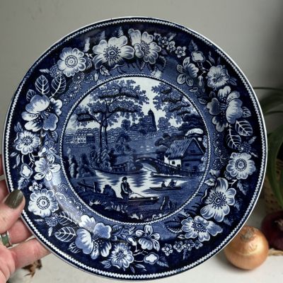 Тарелка Maastricht 1900 гг Societe Ceramique Wild rose 23 см Голландия