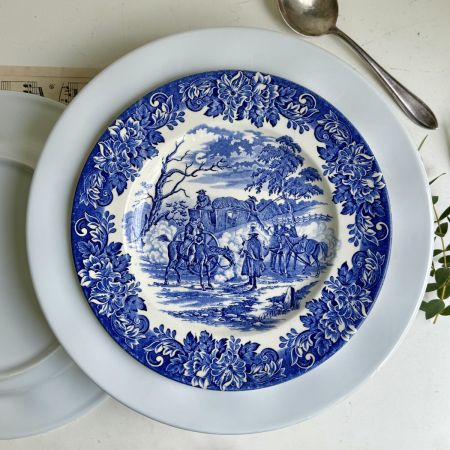 Тарелка Staffordshire Dickens 22 см Ironstone Англия