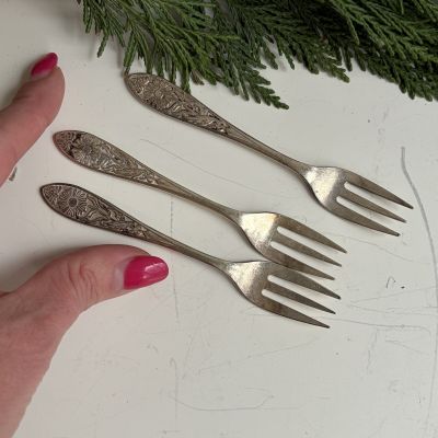 Вилка трезубец Подсолнух 12 см мельхиор Голландия