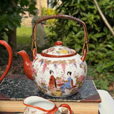 Чайник с ситом  Гейши в саду у Фудзиямы 1 л фарфор Япония  
