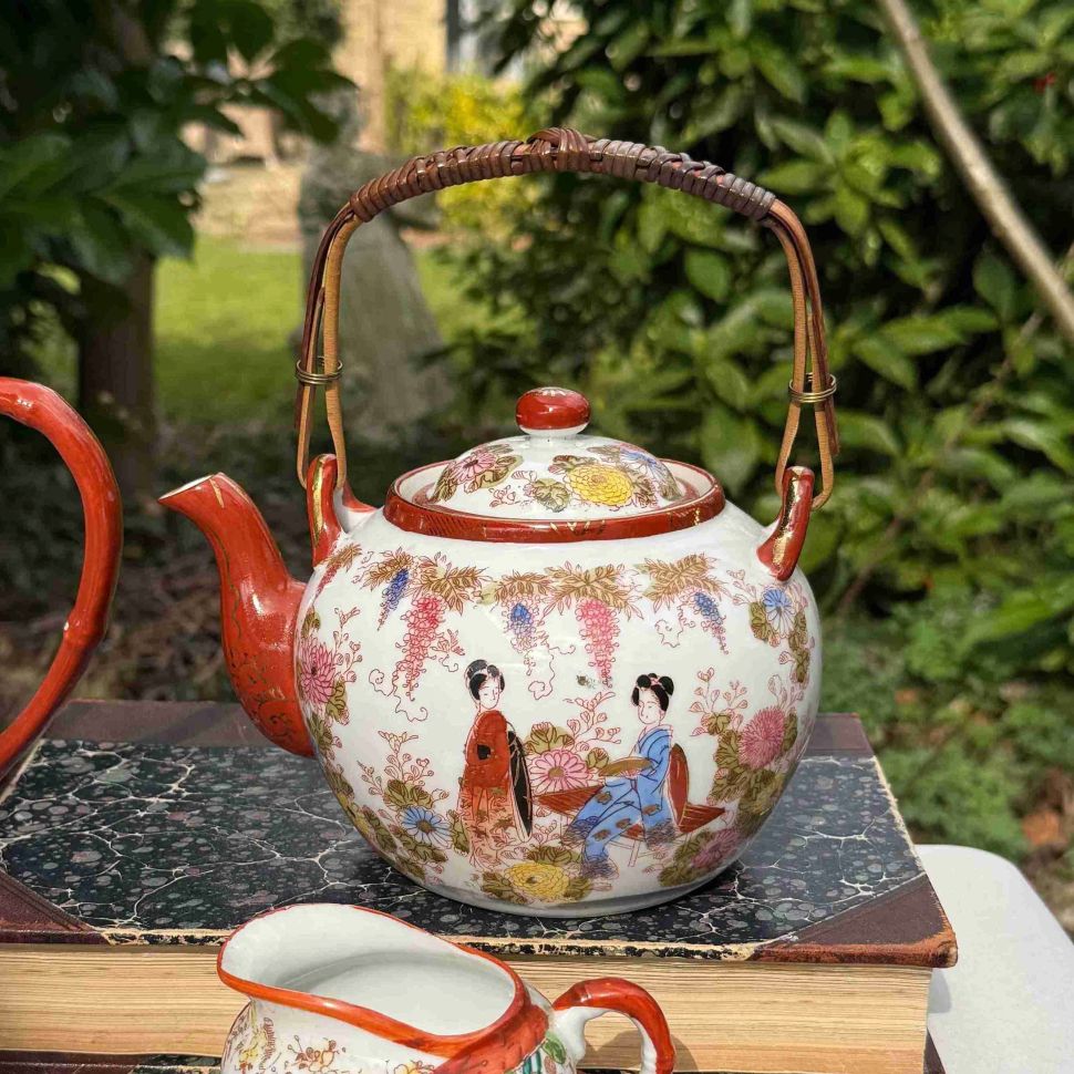 Чайник с ситом Гейши в саду у Фудзиямы 1 л фарфор Япония