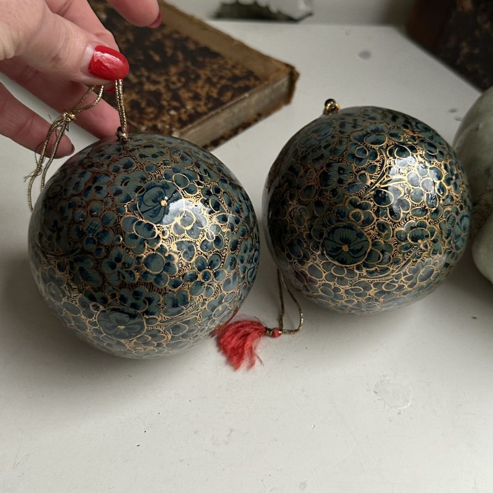 Елочная игрушка шар 9 см папье-маше