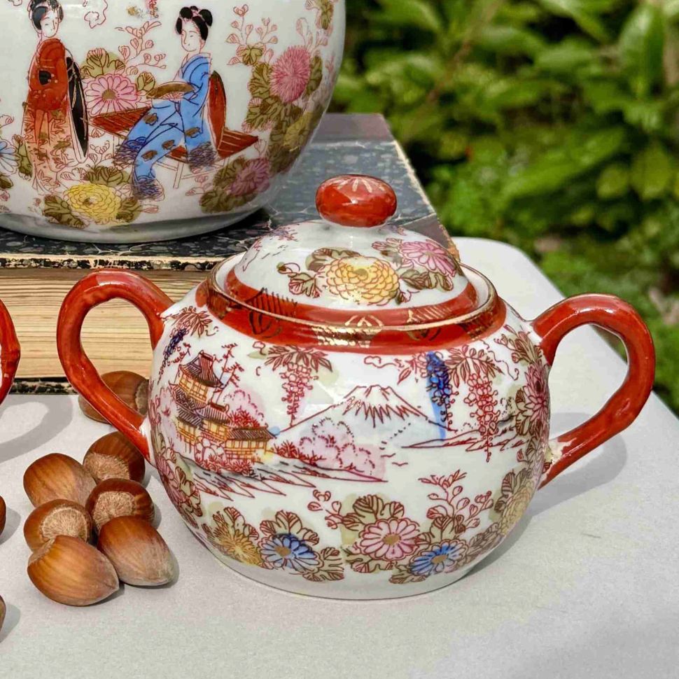 Сахарница Гейши в саду у Фудзиямы 14 см фарфор Япония