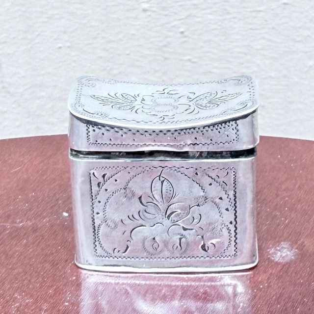 Ароматница 4 см серебро ручная работа 200 лет Голландия