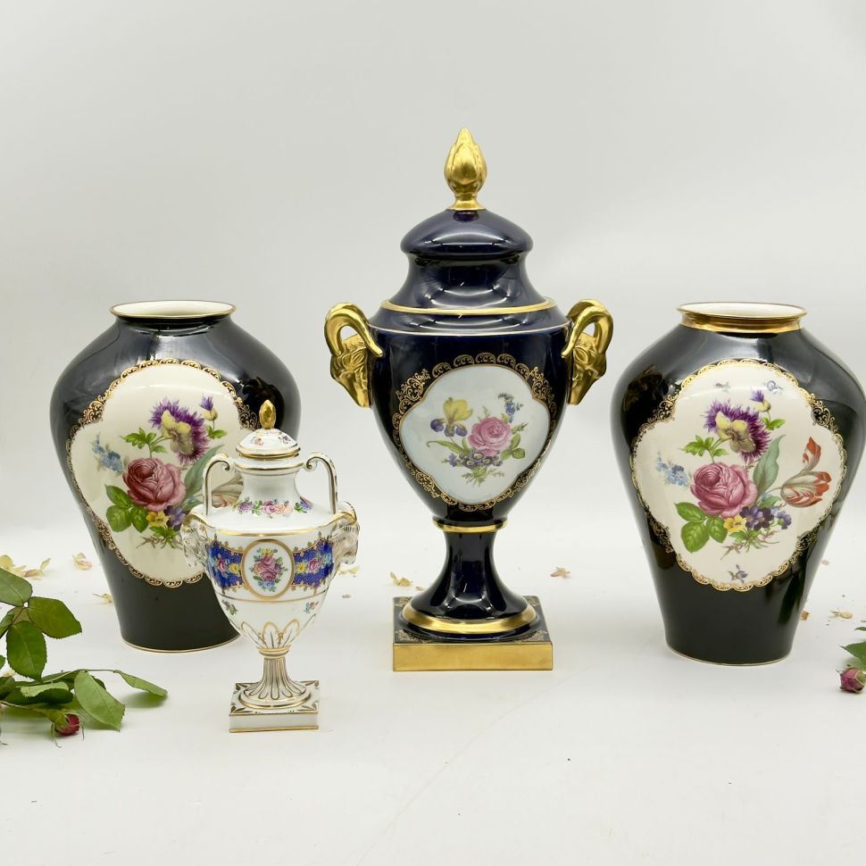 Ваза амфора Lindner Мейсенский букет кобальт 36 см Германия