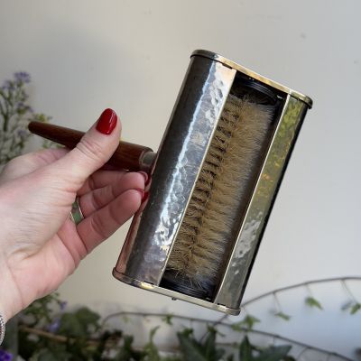 Щетка для сбора крошек 14 см сталь