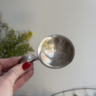 Ситечко для чая Elesva 9 см мельхиор Голландия