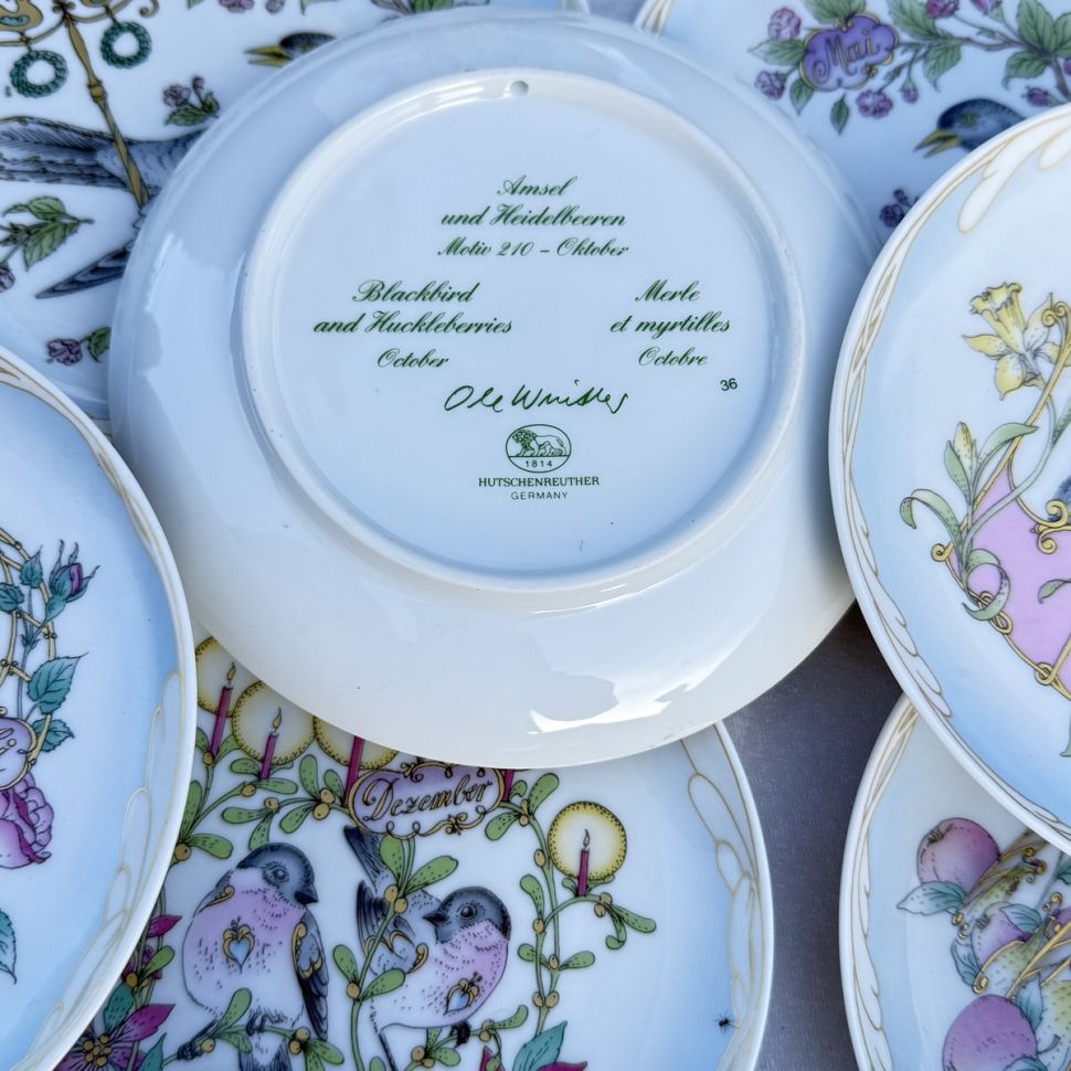 Тарелка Hutschenreuther Певчий дрозд и шиповник Июль 16 см Германия