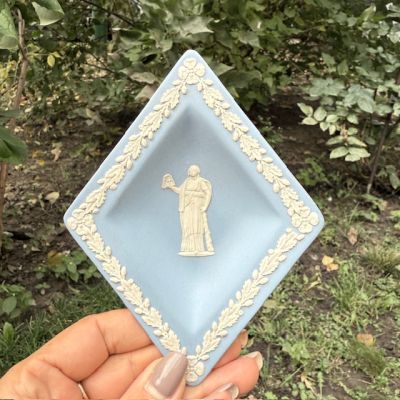 Розетка ромб Wedgwood 15 см Англия бисквитный фарфор