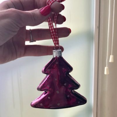 Елочное украшение Елочка фукси стекло