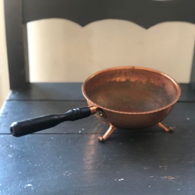 Ковш черпак на ножках медь деревянная ручка