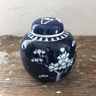 Ваза с крышкой 11 см синяя фарфор