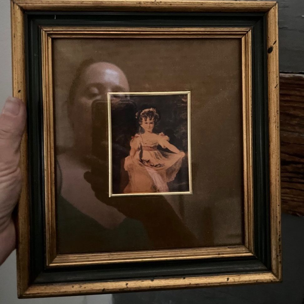 Картина Девушка печать по металлу 23х25 см в деревянной раме