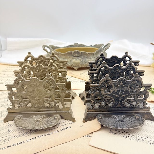 Подставка для писем 16 см бронза  