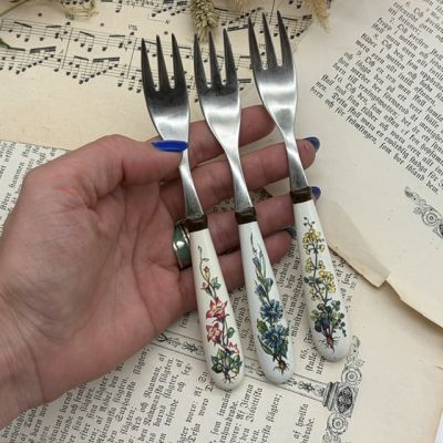 Вилка Botanica ВиллеройБох Чистотел 16 см желтая