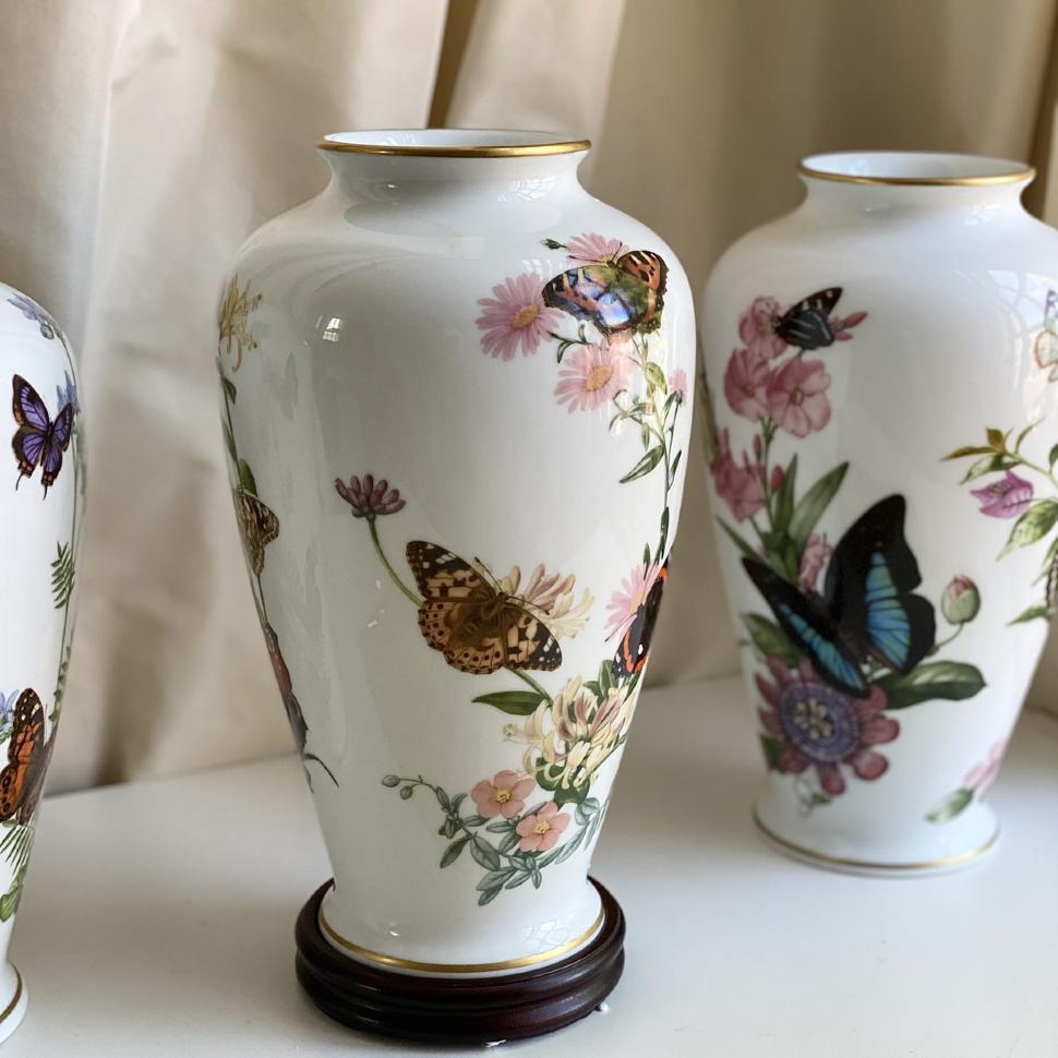 Ваза Franklin Porcelain 1981 The Country Garden Butterfly John Wilkinson