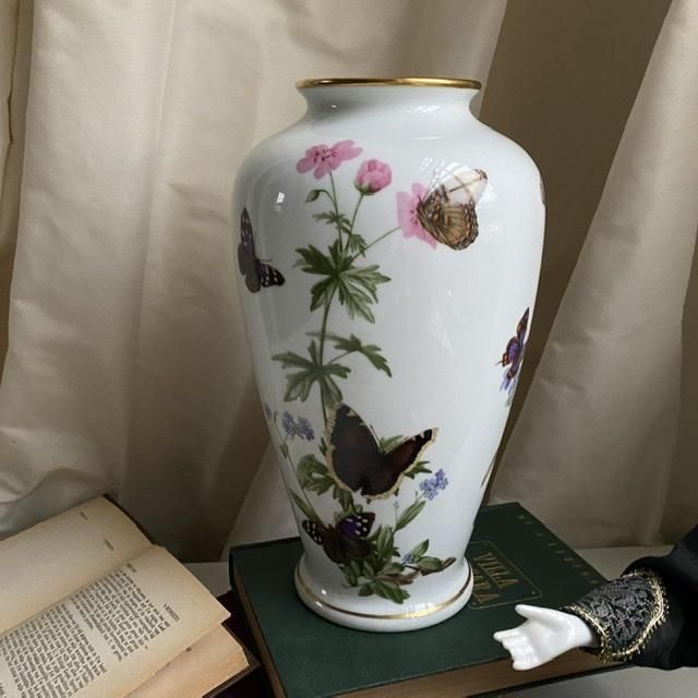 Ваза Franklin Porcelain The Country Garden Butterfly John Wilkinson 30 см фарфор Япония 1981 г.