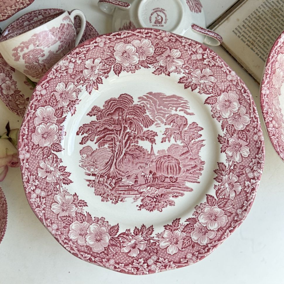 Тарелка Enoch Wedgwood Woodland красный 25 см Англия 