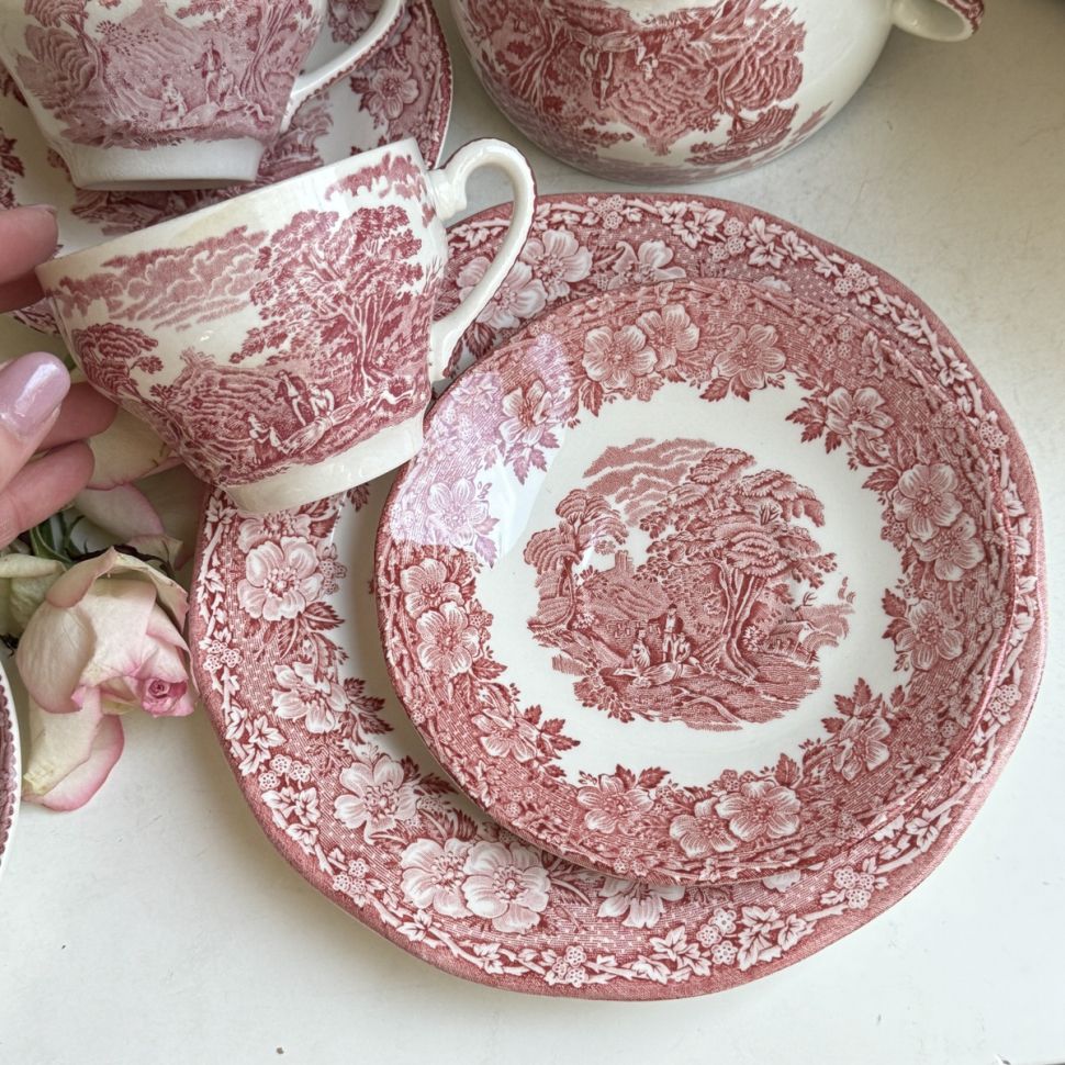 Тарелка Enoch Wedgwood Woodland красный 25 см Англия 