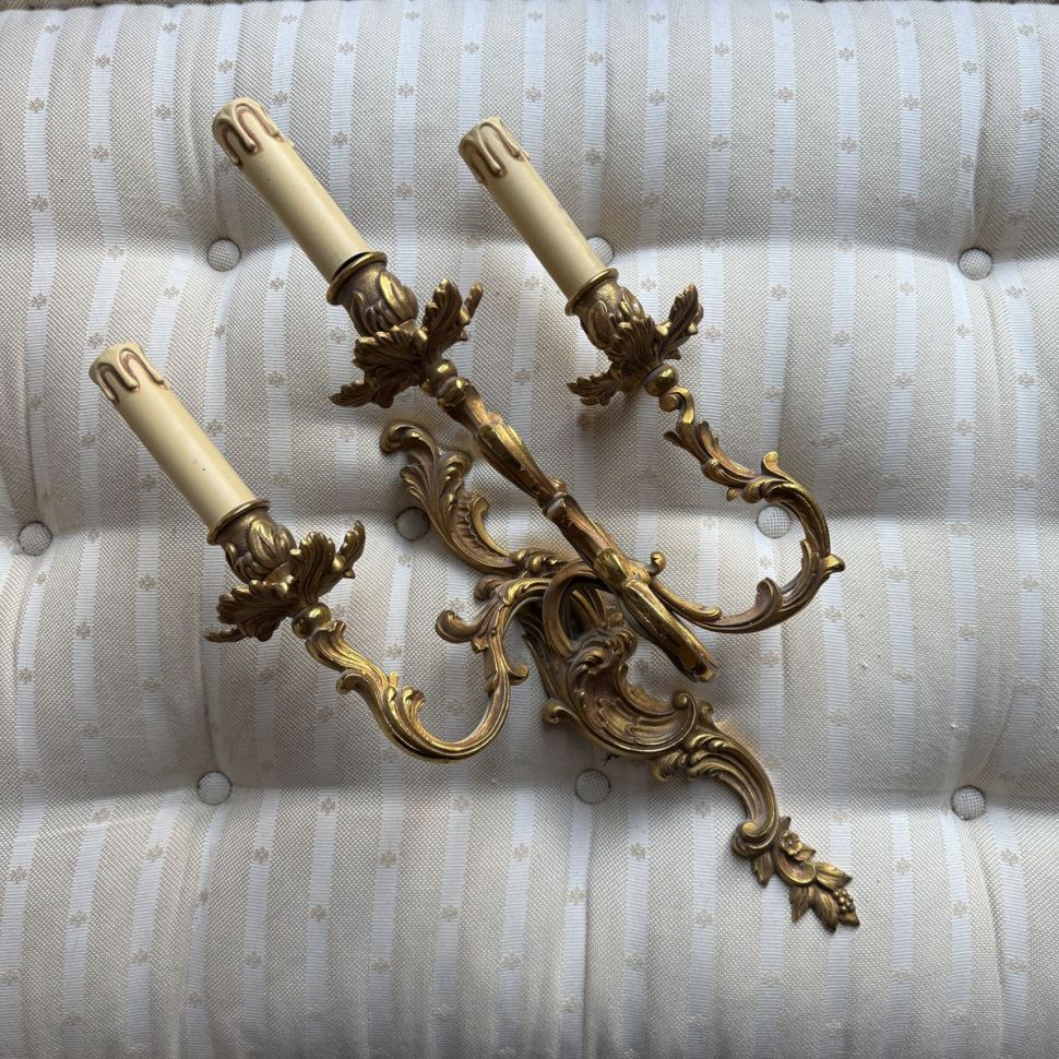 Бра настенное на три лампы Луи латунь