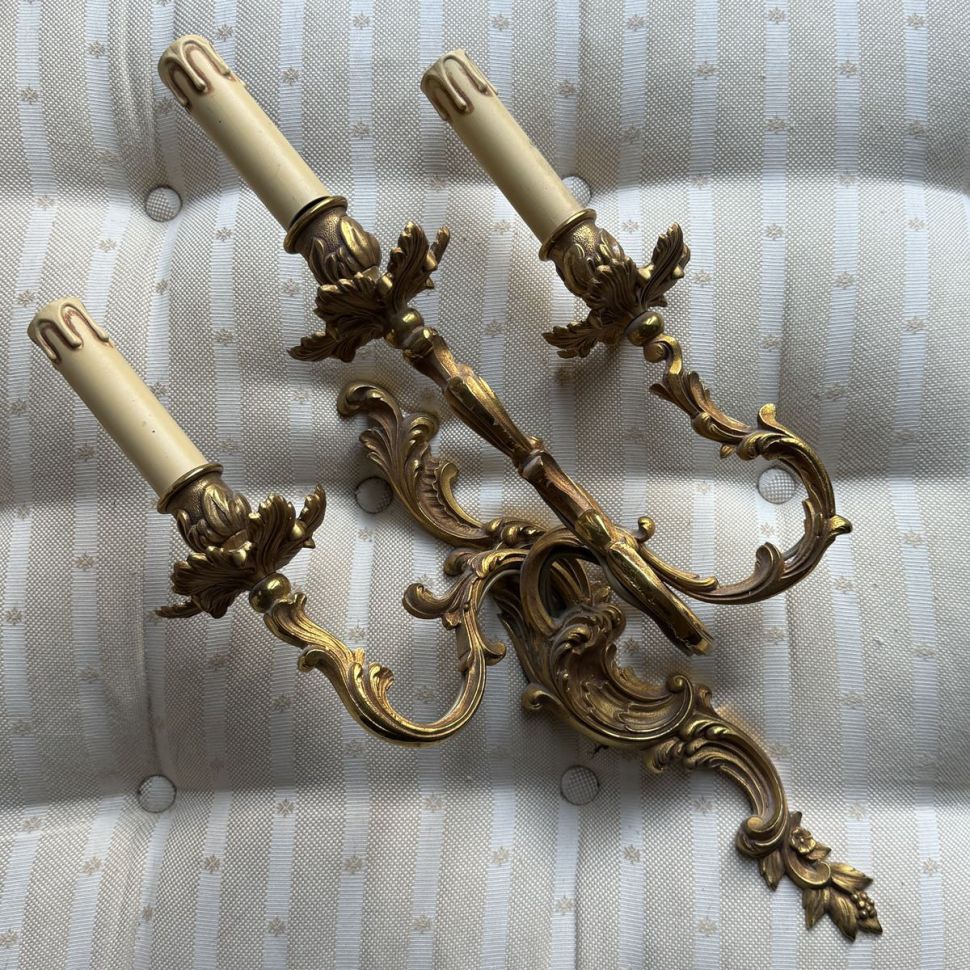 Бра настенное на три лампы Луи латунь