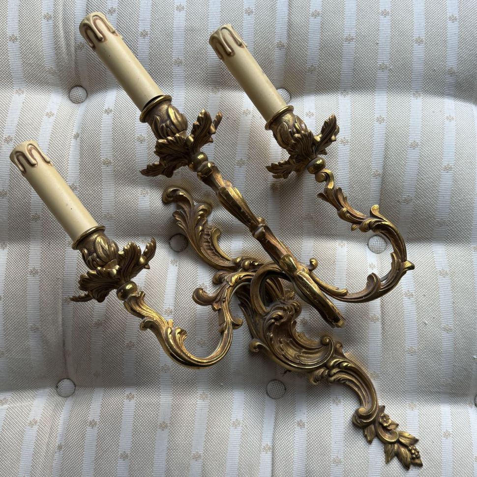 Бра настенное на три лампы Луи латунь