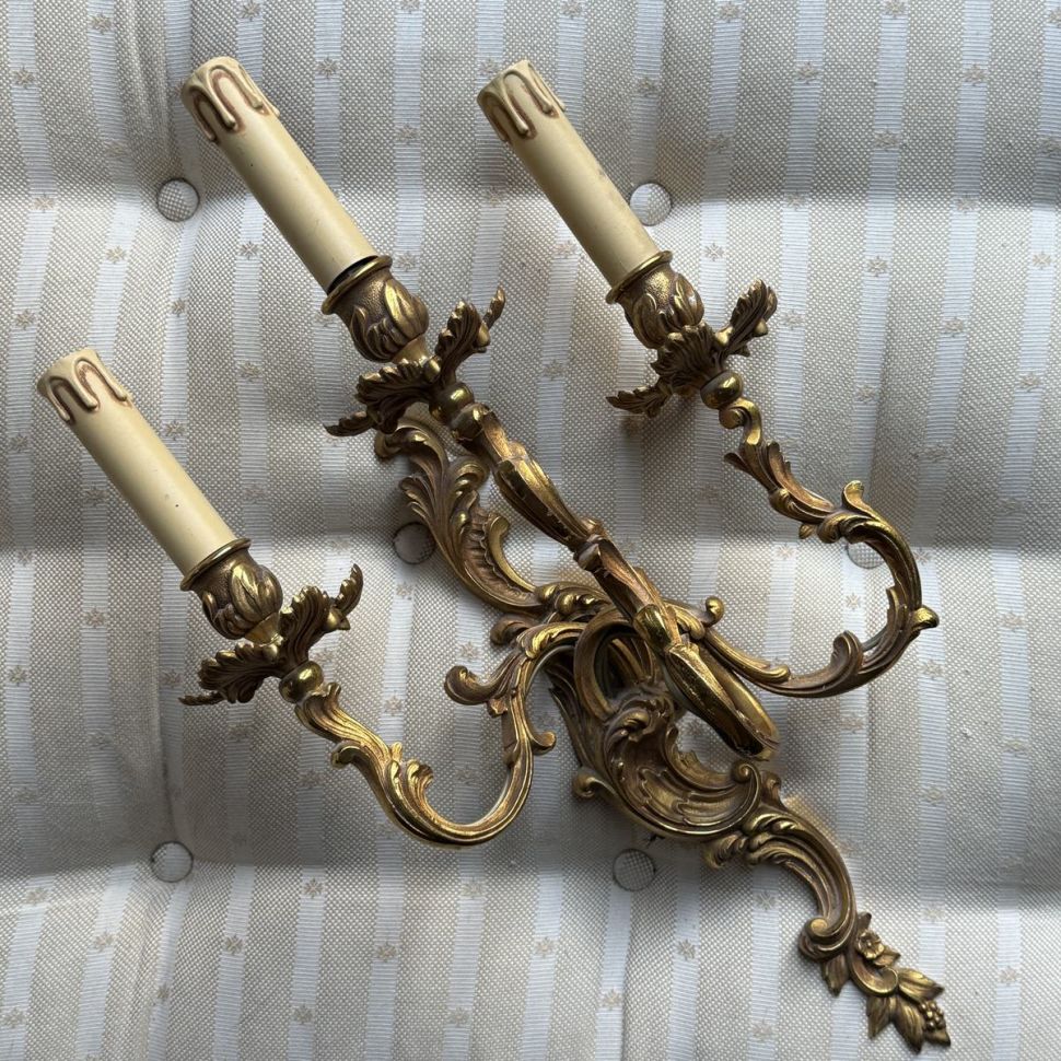 Бра настенное на три лампы Луи латунь