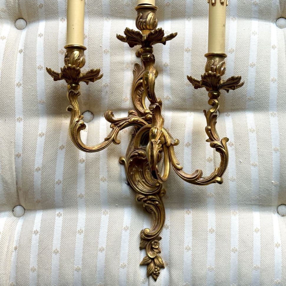 Бра настенное на три лампы Луи латунь