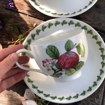 Чайная пара Яблоко фарфор Англия