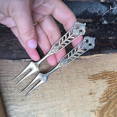 Вилка для закусок с резной ручкой 12см с патиной