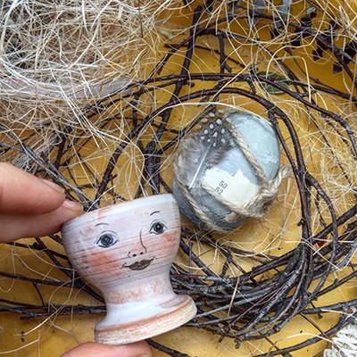 Подставка под яйцо - глина