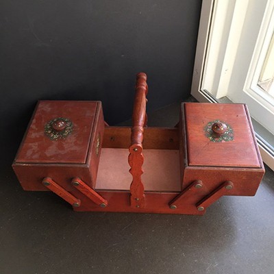 Раскладная шкатулка для рукоделия Голландия дерево