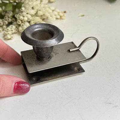 Подсвечник с держателем для спичечного коробка