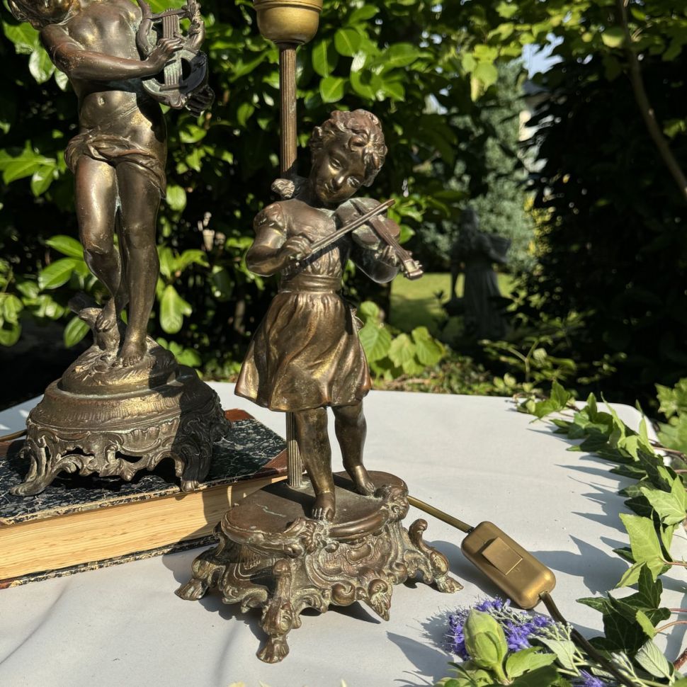 Лампа скульптура Девочка со скрипкой Moreau 39 см бронза Франция  работающая