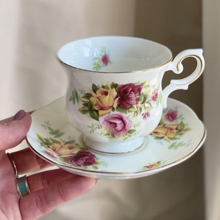 Чайная пара 180 мл  Розы Royal Canterbury