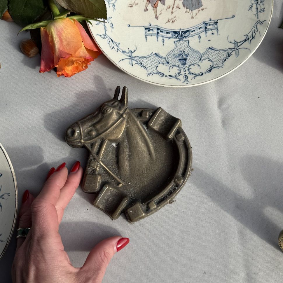 Пепельница Подкова 13 см латунь