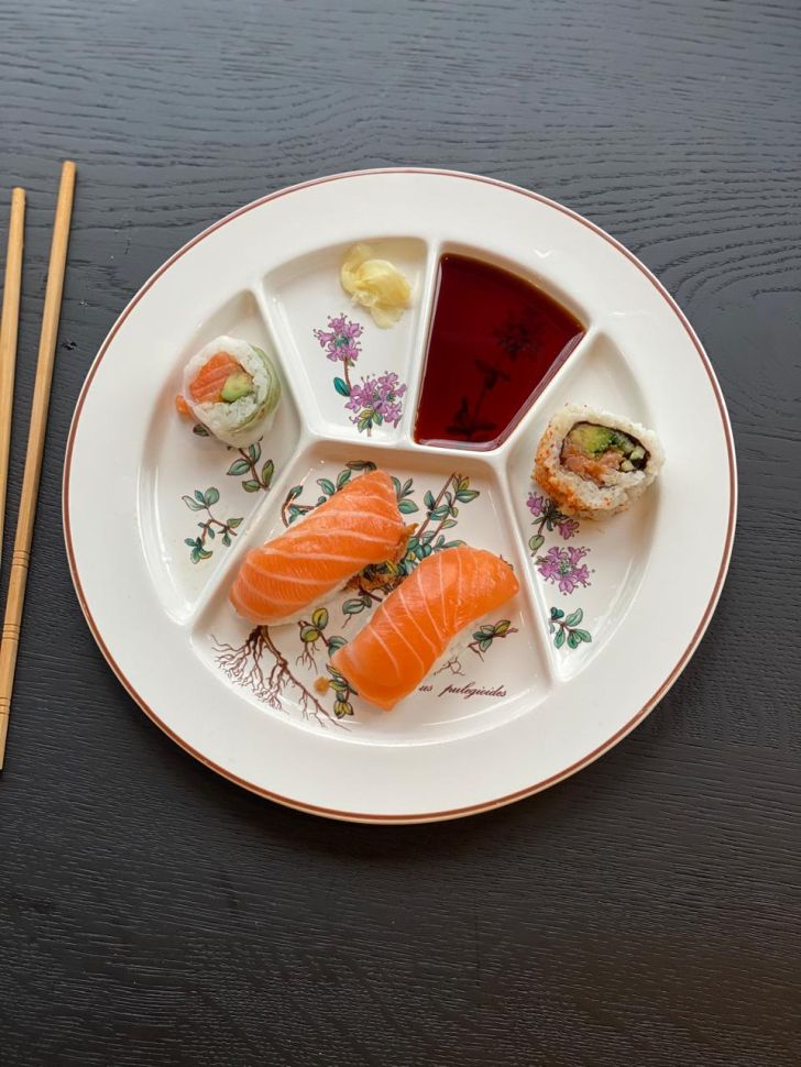 Тарелка Thymus pulegioides Botanica ВиллеройБох 24 см 