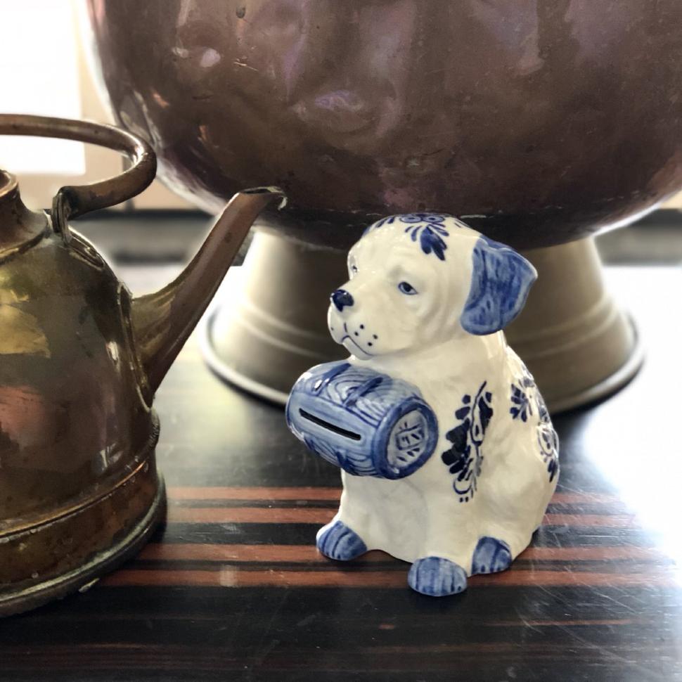 Статуэтка-копилка Собачка Delft