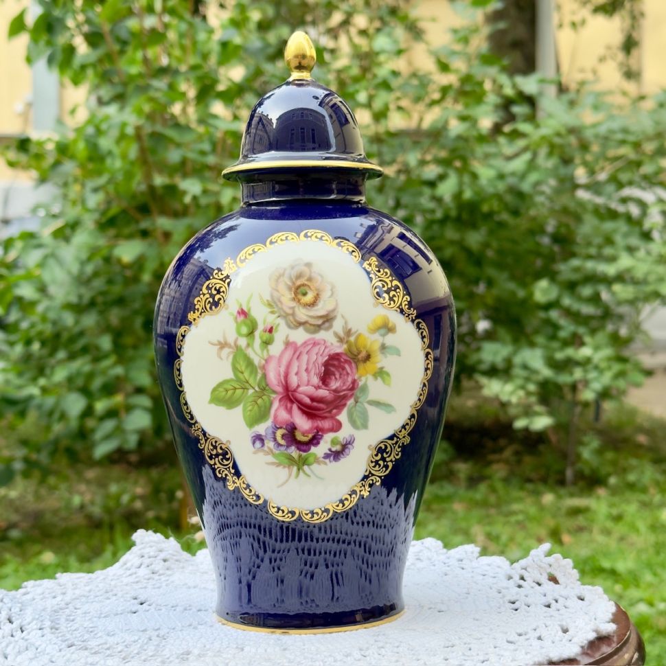 Ваза чайница Lindner Мейсенский букет 26 см кобальт фарфор Германия