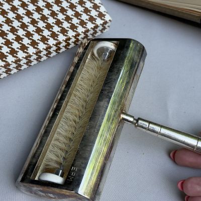 Щетка для сбора крошек в коробке мельхиор Франция