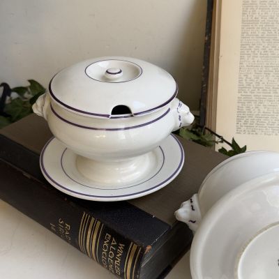 Бульонница на блюдце с крышкой Лев Petrus Terra Nova 500 мл фарфор Голландия